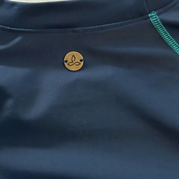 Prana Lorelei Blue Long Sleeve Sun Top Size Medium - Picture 7 of 7